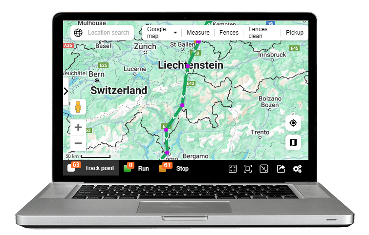 Live GPS Tracking, Tracker